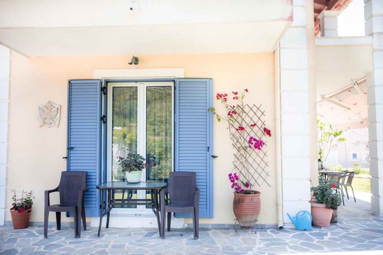 Anna Maria House Apartment Perama  Exterior photo